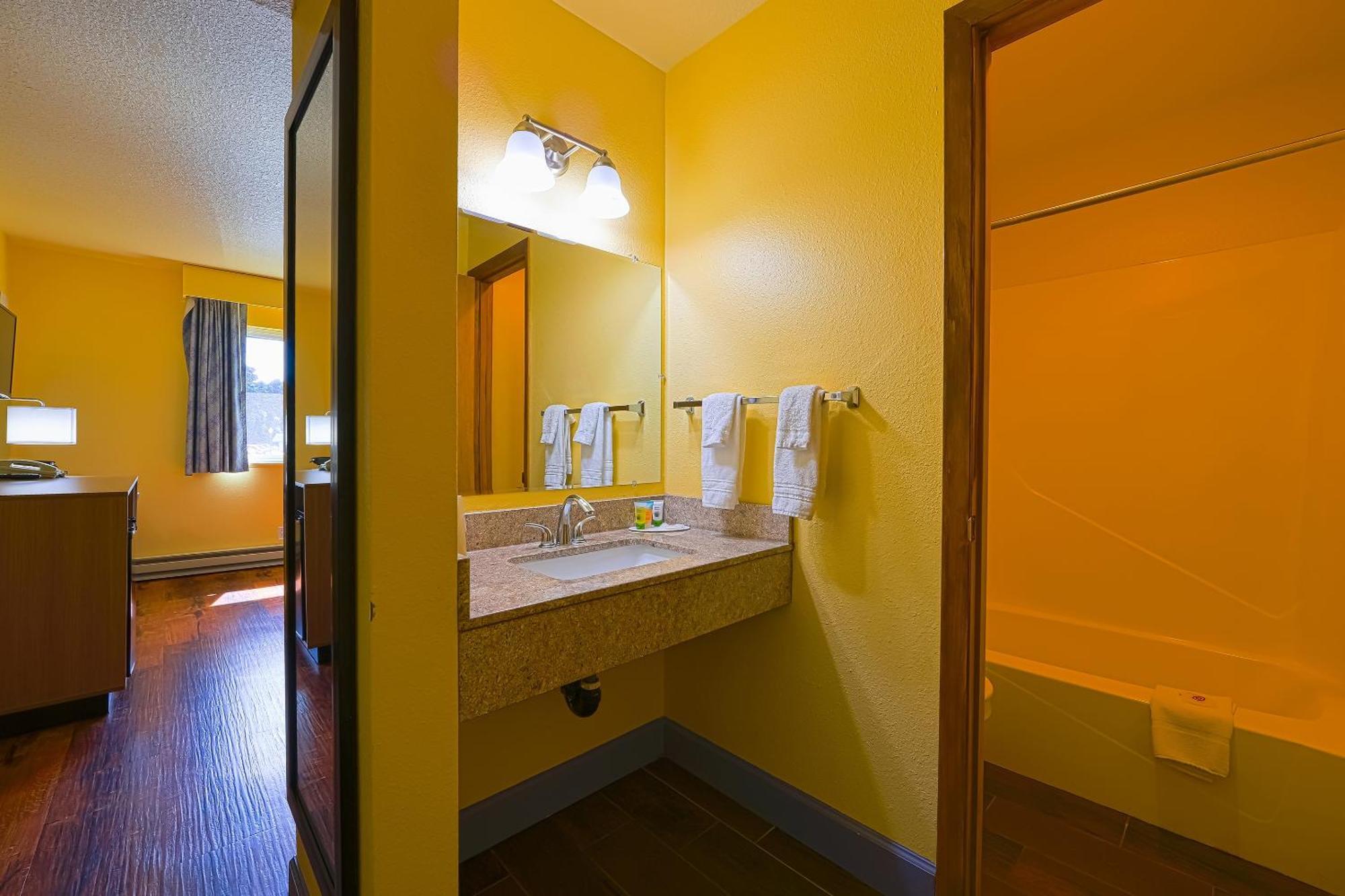 Coastal Inn By Oyo Lincoln City - Oregon Coast Hwy Esterno foto