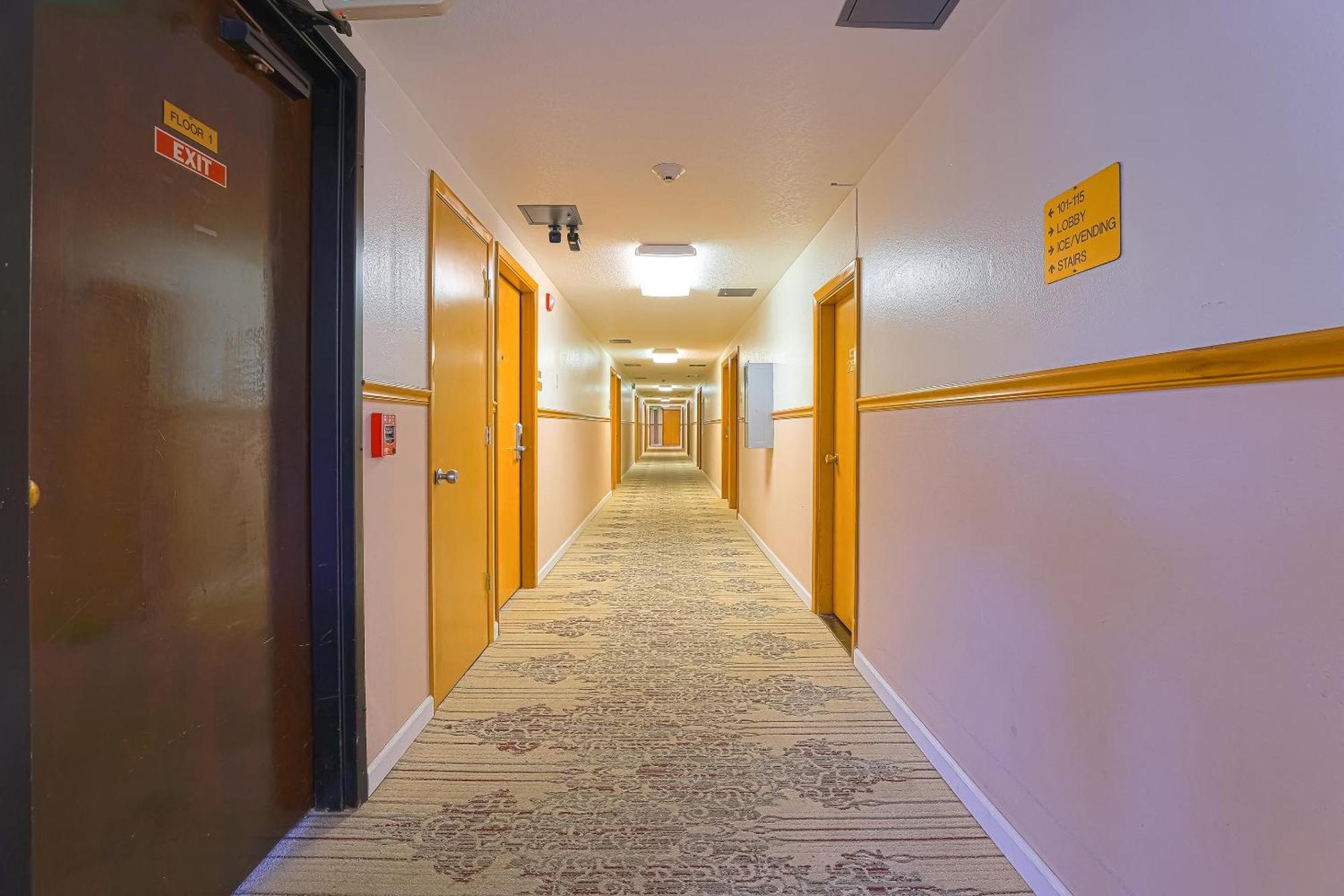 Coastal Inn By Oyo Lincoln City - Oregon Coast Hwy Esterno foto